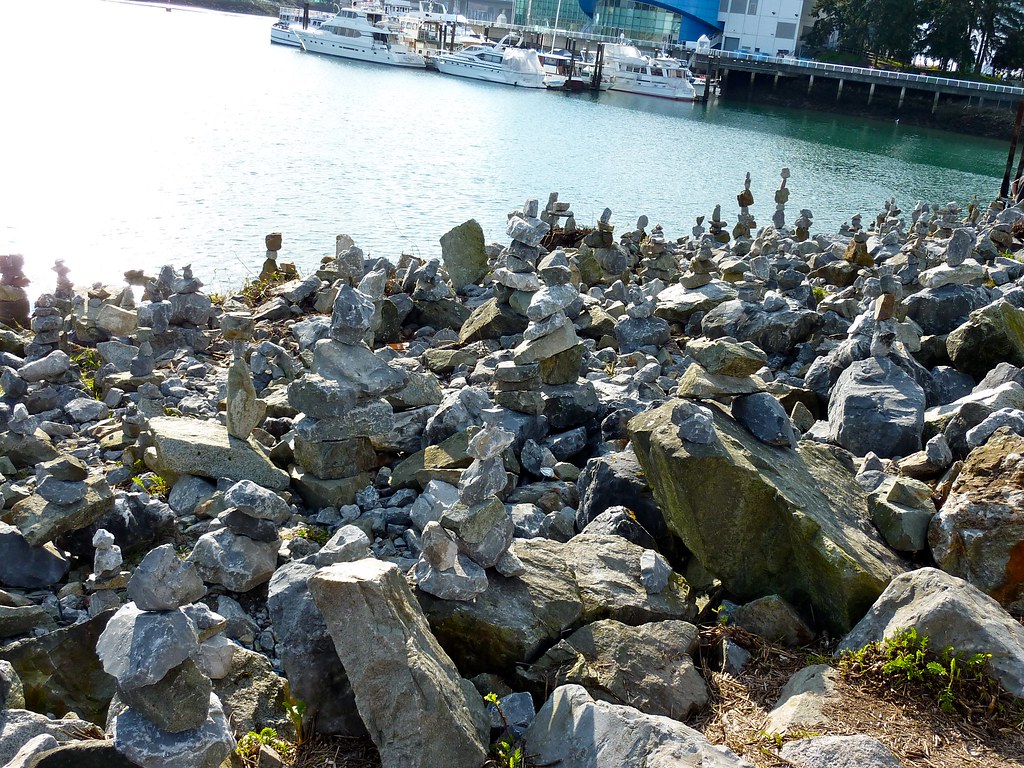 Rock sculptures, Vancouver, BC Rock sculptures, Vancouver,… Flickr
