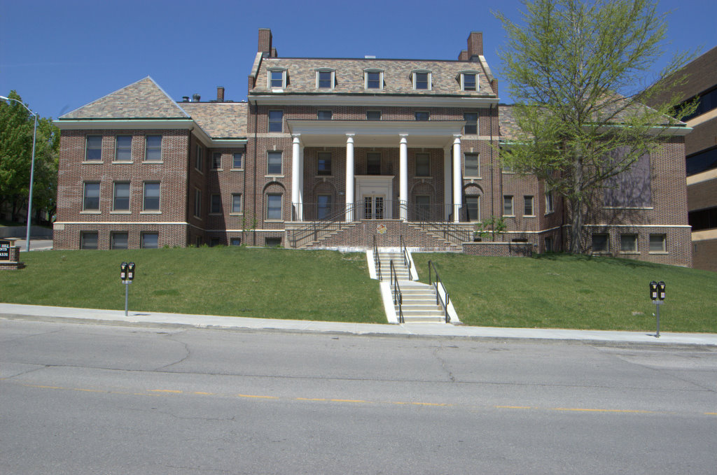 Hawthorne Hill apartments Not sure what these are like to … Flickr