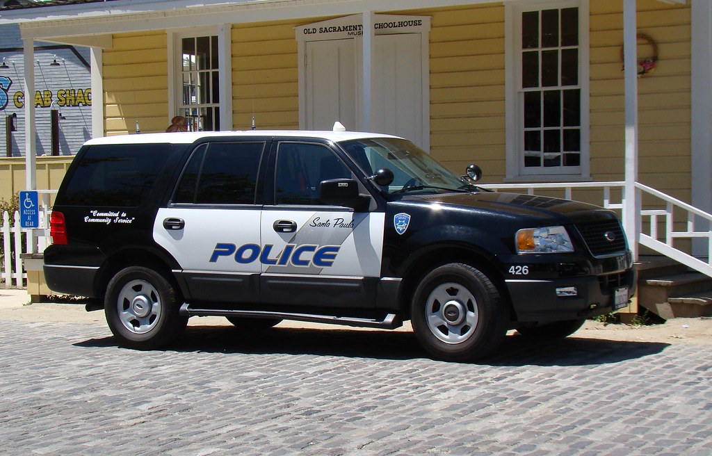 Santa Paula Police There were law enforcement vehicles fro… Flickr