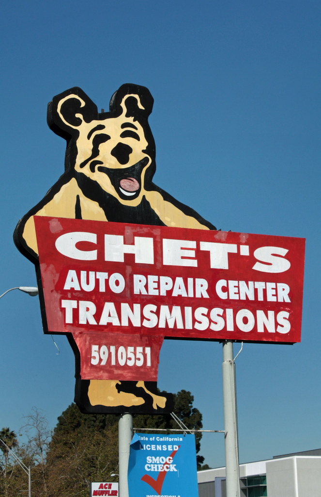 Roadside bear sign. Chet's Auto Sales. Long Beach Californ… Flickr