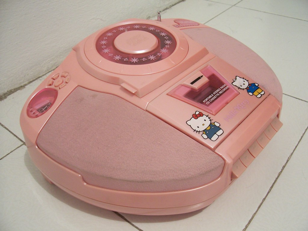 Hello Kitty Pink Boombox This is a HK boombox, it's not li… Flickr