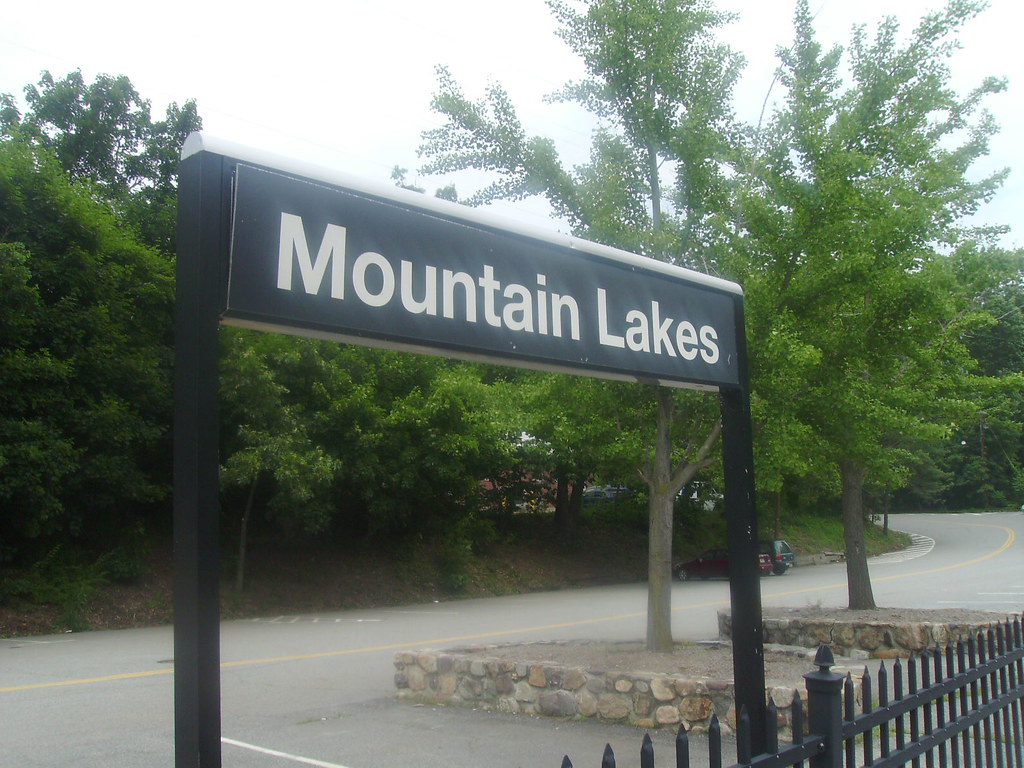 Mountain Lakes (New Jersey Transit station) Flickr