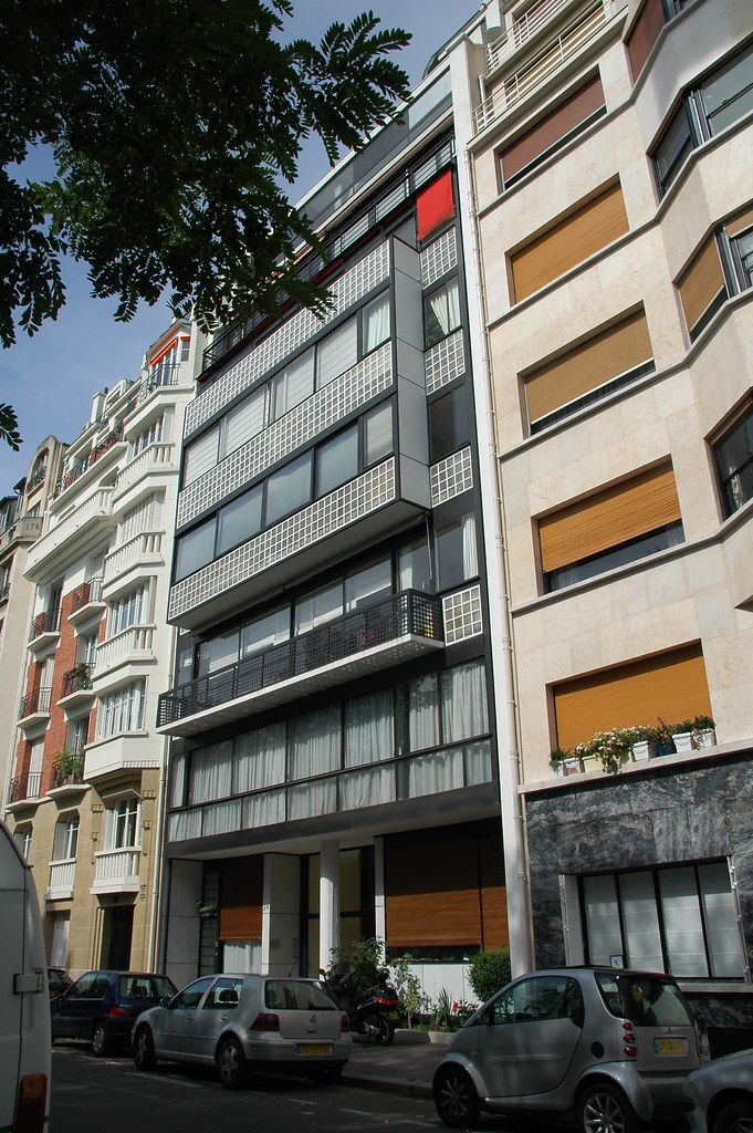 Apartment et Porte Molitor Flickr
