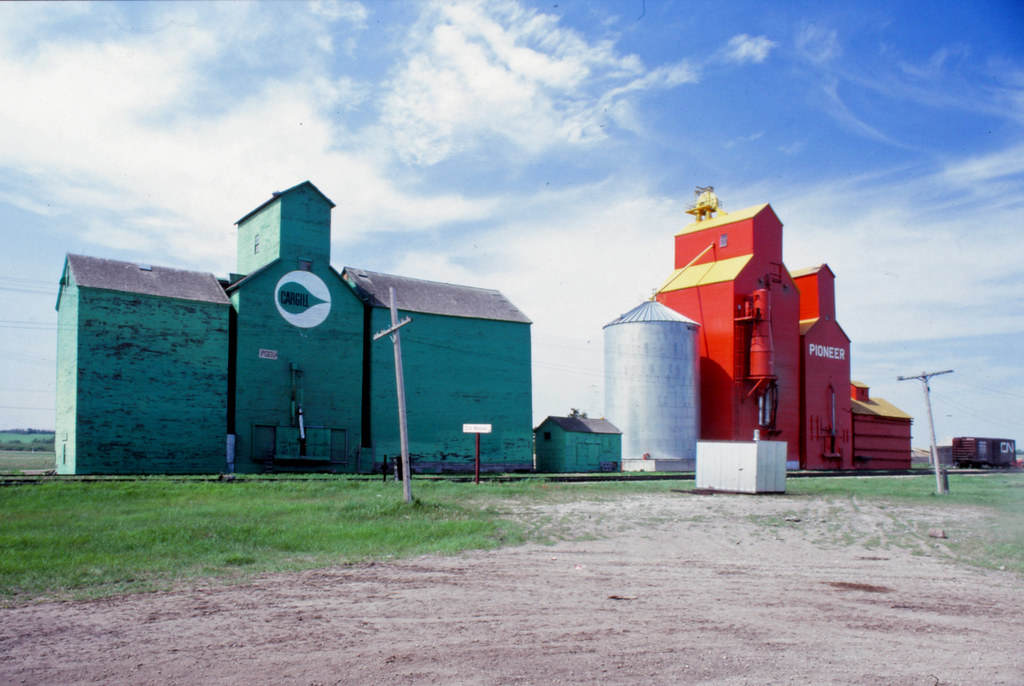 grain elevators marshall saskatchewan robert miles Flickr