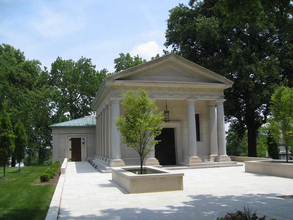 Hotchkiss Chapel St. Louis, Missouri Chris Yunker Flickr