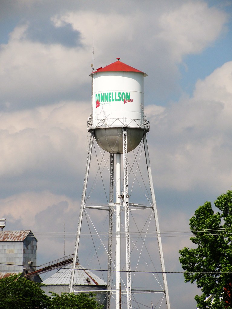 Donnellson, Iowa water tower "The heart of Lee County" Flickr