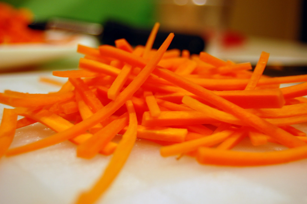 Julienne carrots 96 Practicing julienne (and ca… Flickr
