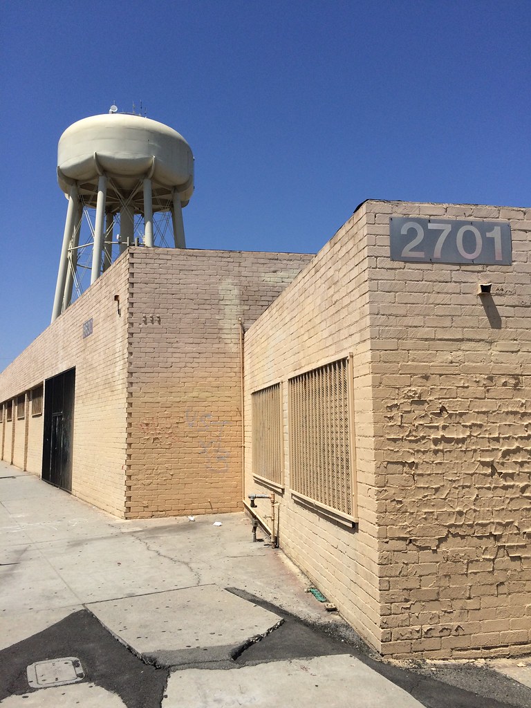 Walnut Park, CA Tim Bonnemann Flickr