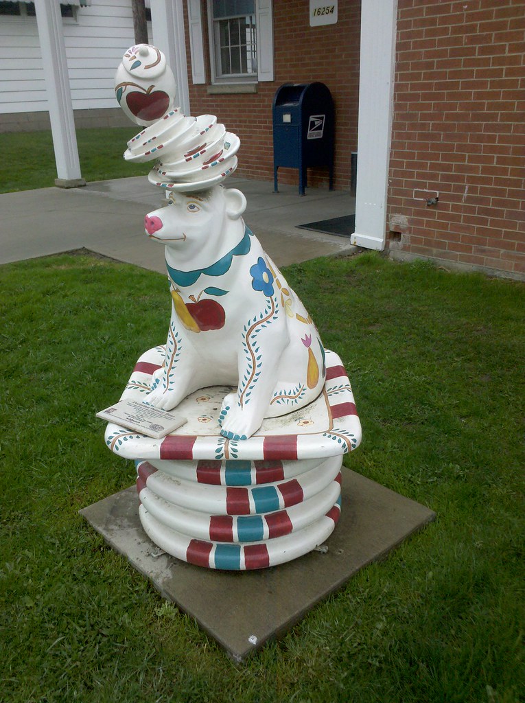 Pottery bear In front of the Shippenville post office Matt Green