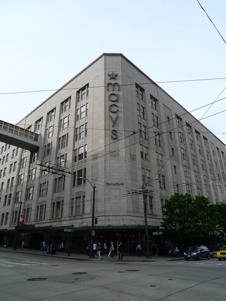 Macy's in Seattle Macy's in Seattle. Used to be a Bon Marc… Flickr
