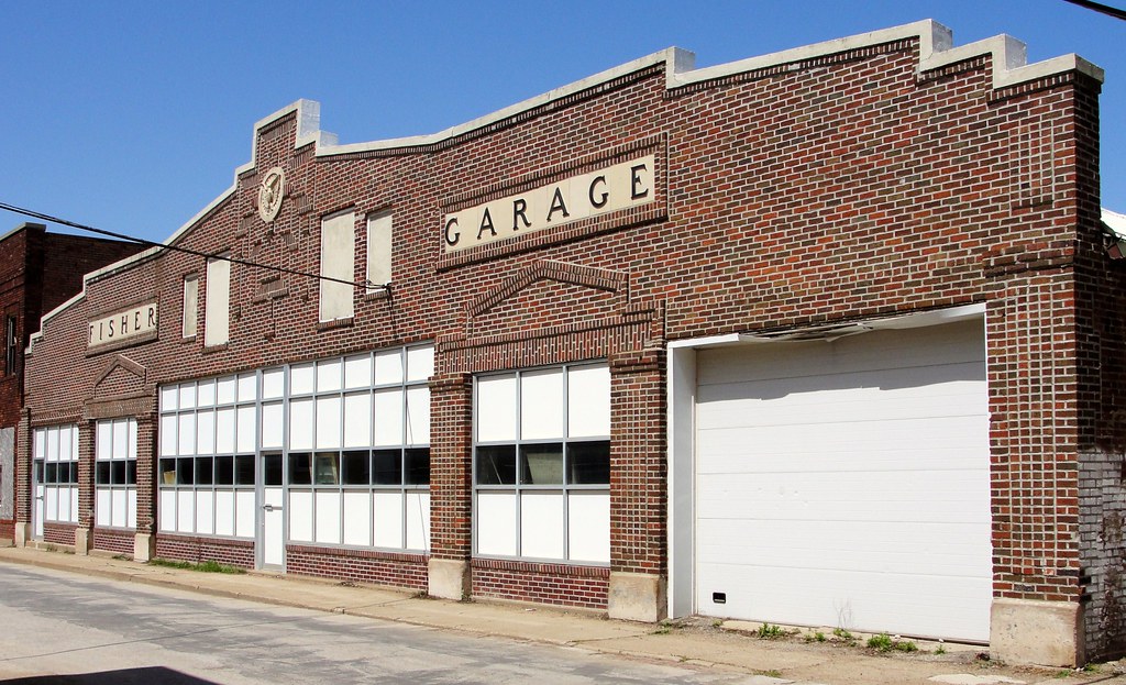 Fisher Garage Centerville, Iowa Lights in my hometown Flickr