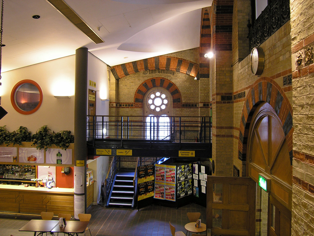 0602CambridgeCornEx (6) The Corn Exchange in Cambridge is … Flickr