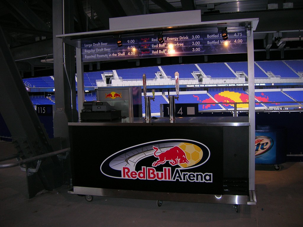 Flickriver Photoset 'Mobile Beer Carts' by cartsphotographer