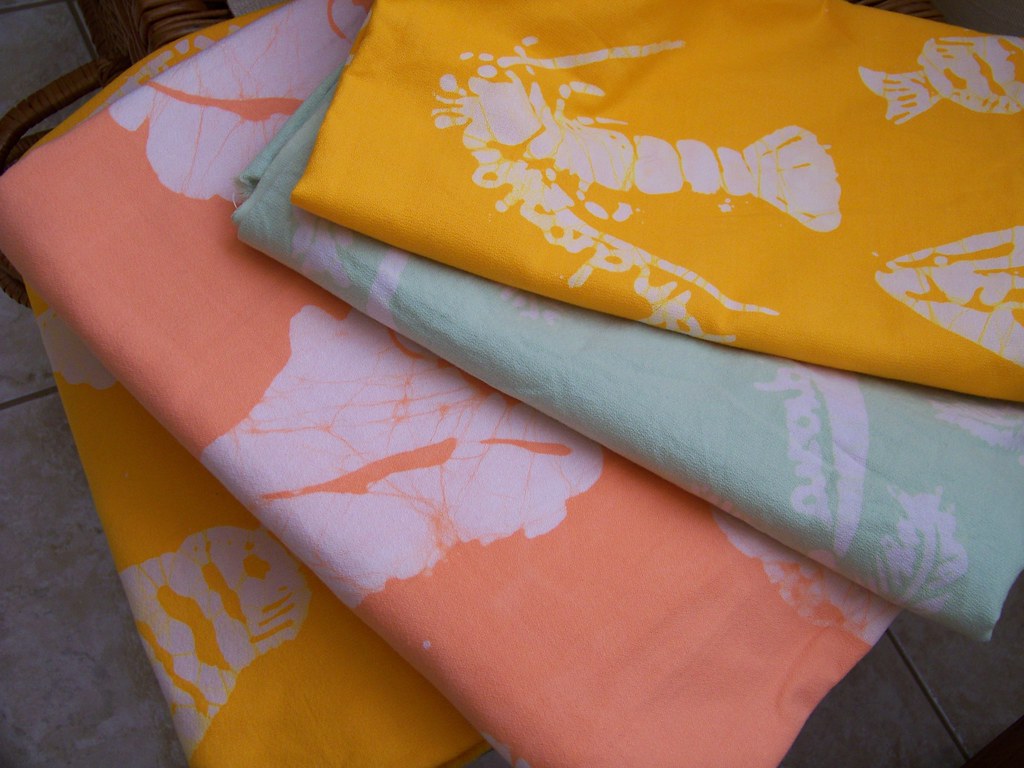 Oceanthemed Fabrics Vintage sturdy cotton. Looks like the… Flickr