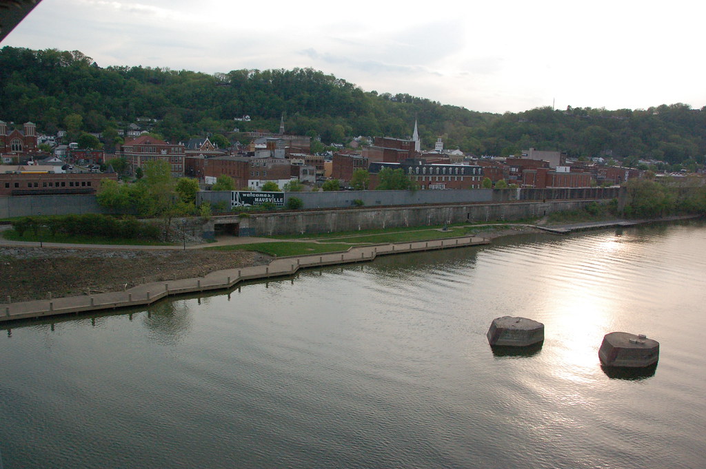 Maysville, Kentucky maysville, across the Ohio R. from the… bob Flickr