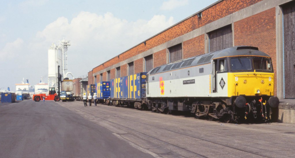 Hull Docks Inaugural run of the HullWilton Freightliner b… Flickr