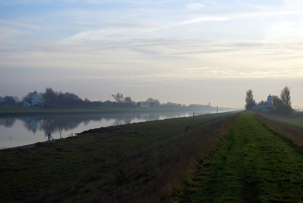 Rivers Lighthouses Lighthouse's Sutton Bridge snicker2010 Flickr