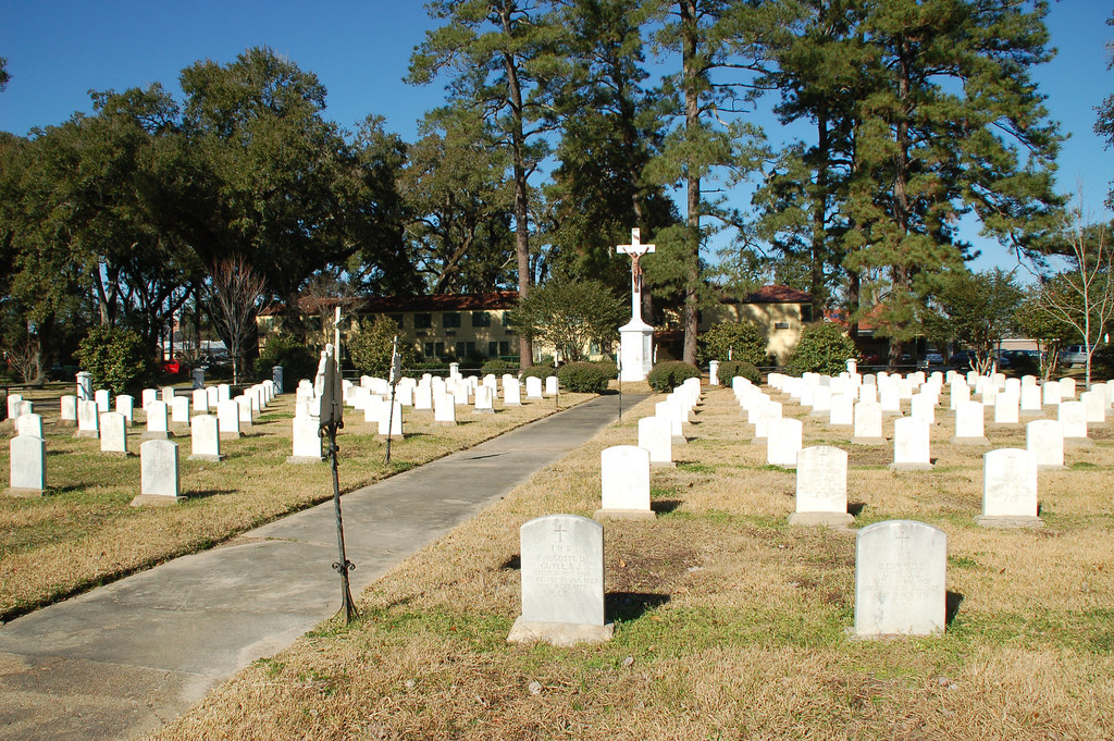 Jesuit cemetery Grand Coteau The cemetery is behind the … Flickr
