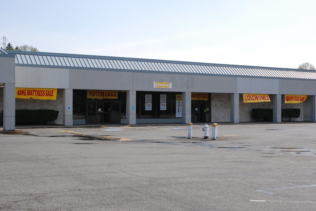 TotemLakeFurniture Another new furniture store has opened … Flickr