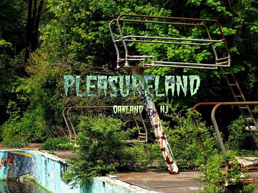 Pleasureland, Oakland NJ 5.1.10 a photo on Flickriver