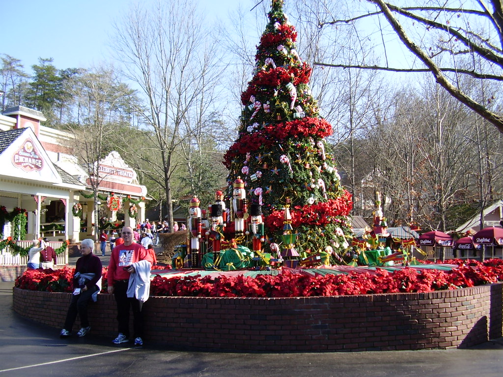 Is Dollywood Open On Christmas Day Christmas at Dollywood Every Year I Go To Dollywood for Ch… Flickr