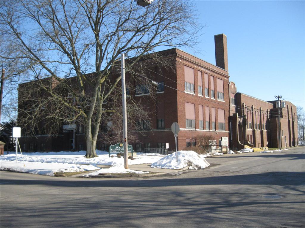 030610 Seville School 2Seville, Ohio Aaron Turner Flickr