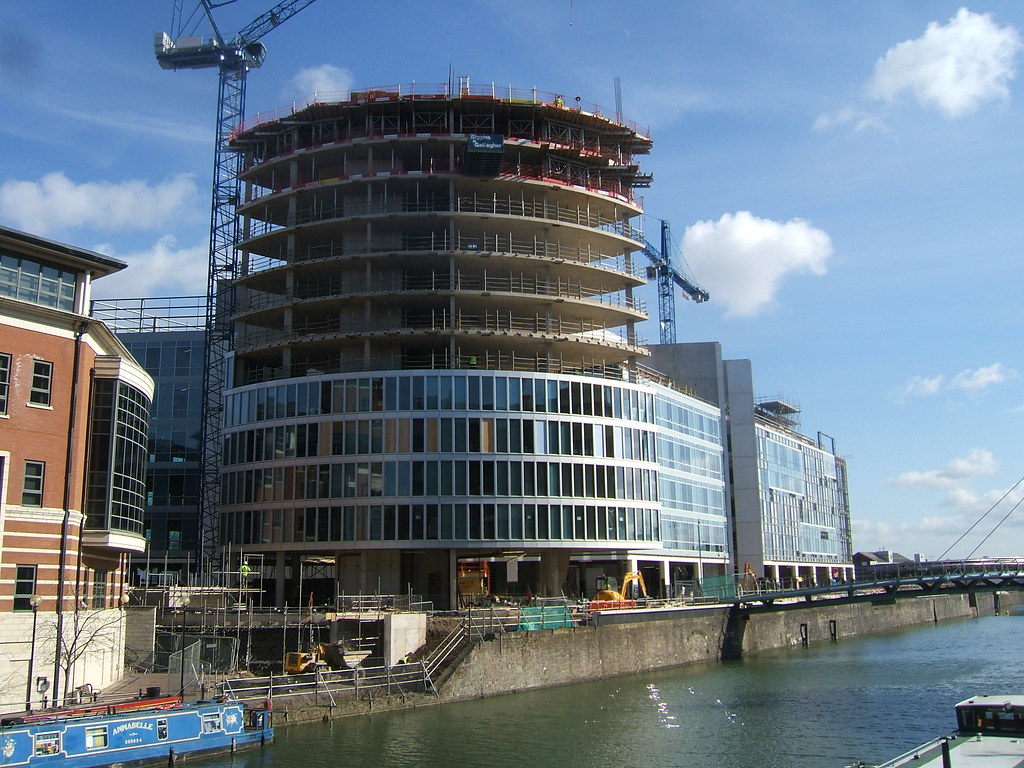 2 . Avon st. From this angle the three buildings blend int… Flickr