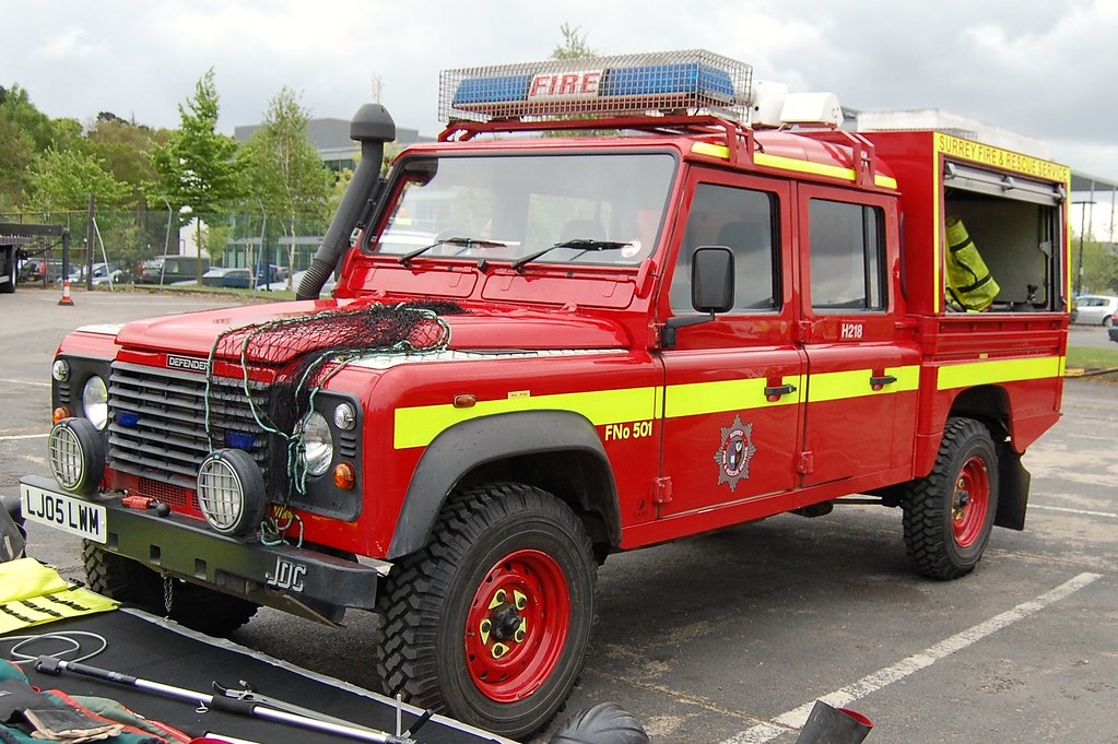 Surrey Fire & Rescue Land Rover Defender Taken at Brooklan… Flickr