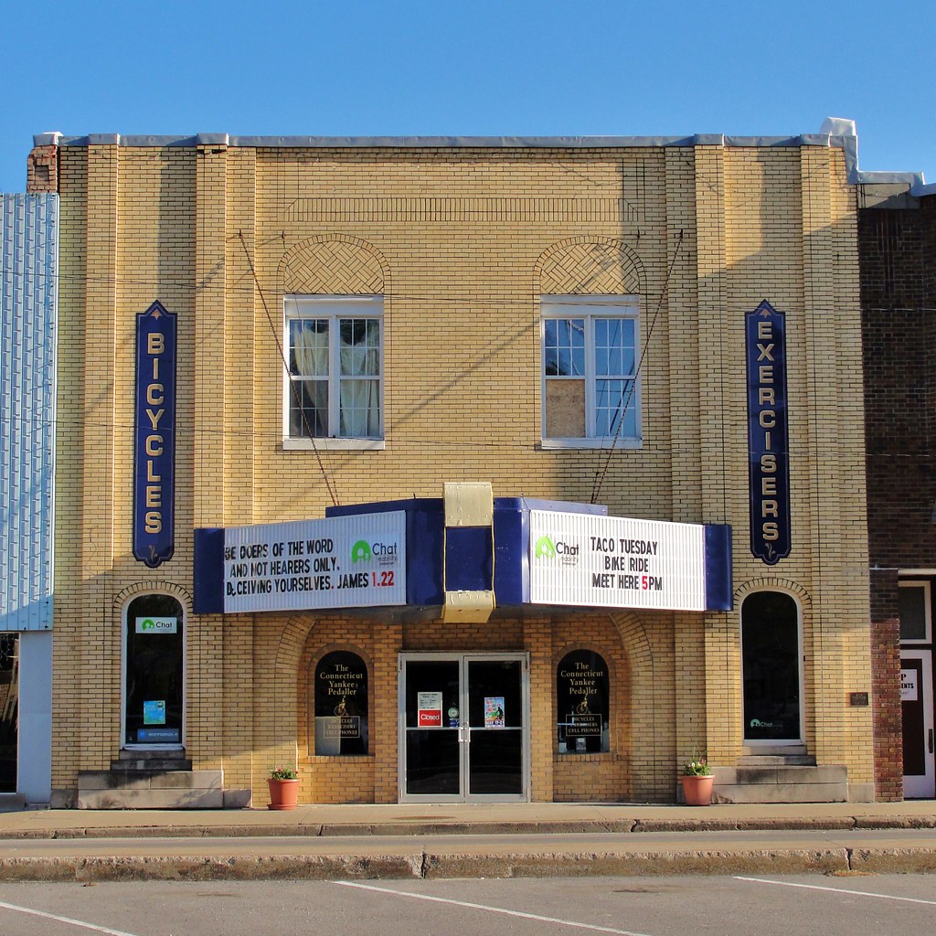 Former Ritz Theater Chariton, Iowa The theater was built… Flickr