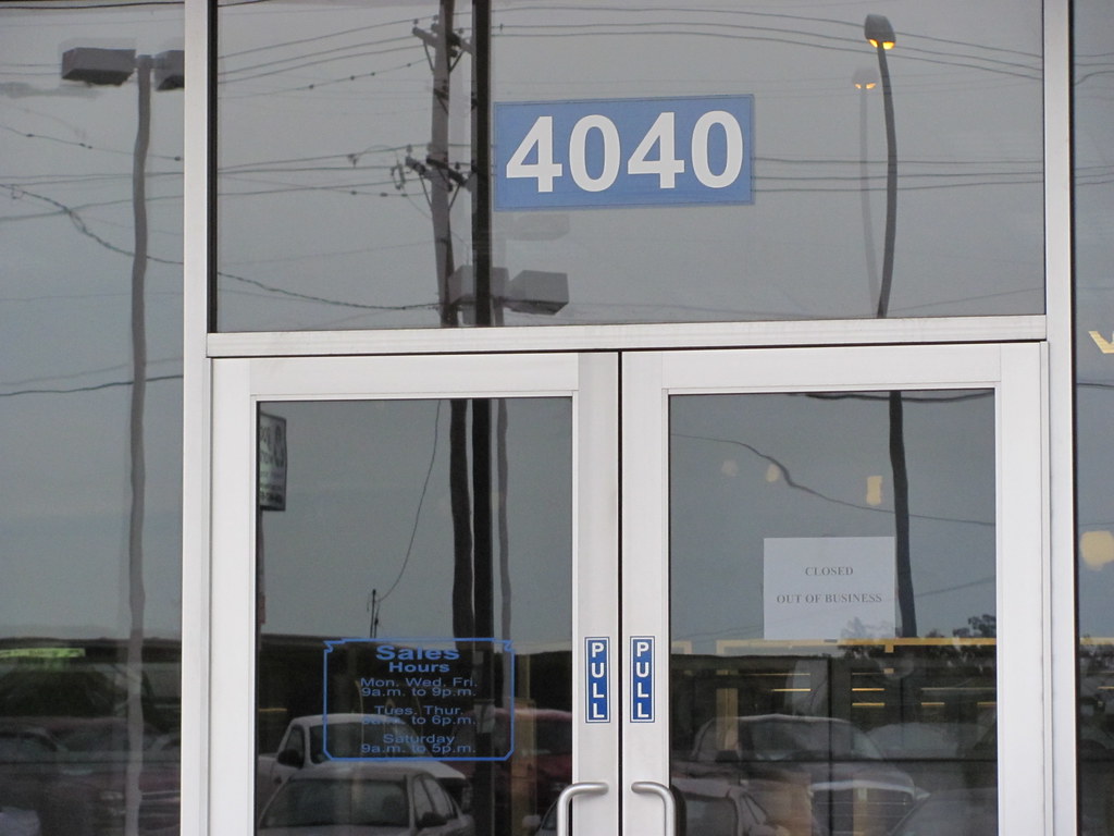 Closed Boemler Chevrolet Dealership in Arnold, MO_IMG_4798… Flickr