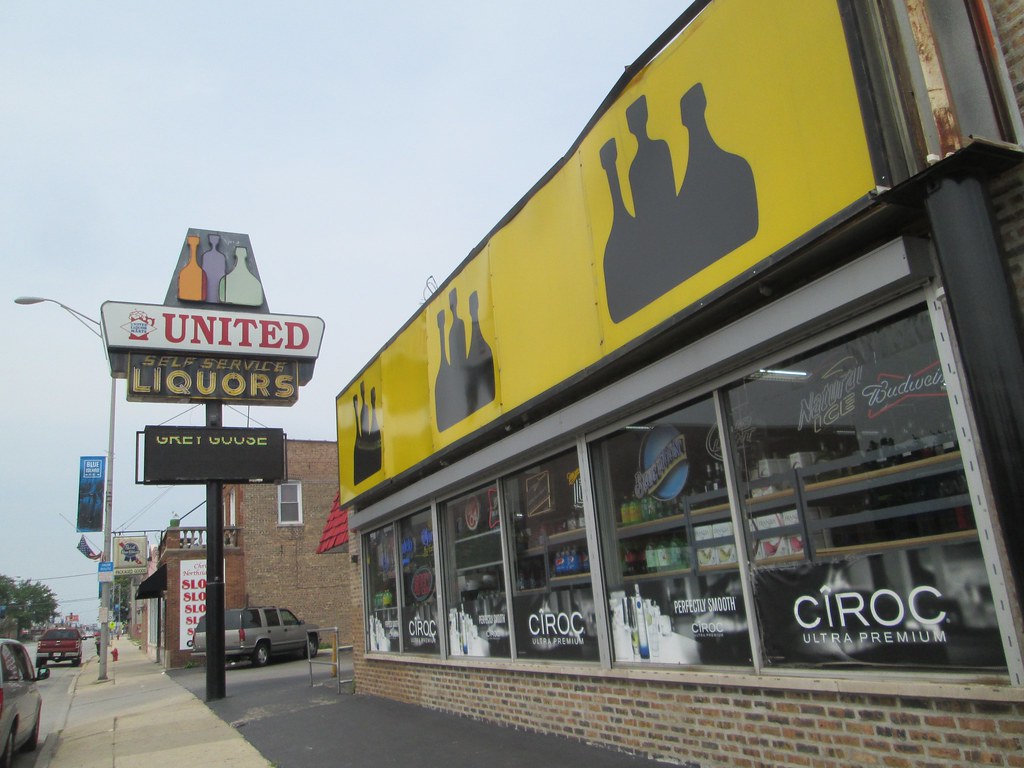 United Liquors, Blue Island Right next to the neat signs a… Flickr