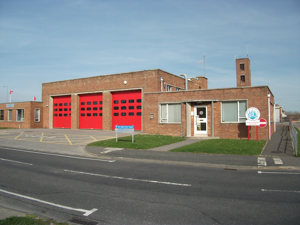 West Sussex Fire & Rescue Shoreham Fire Station West Susse… Flickr