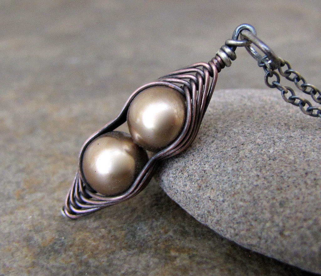 Little Peanut Copper Herringbone Bronze Pearl Silver Neckl… Flickr
