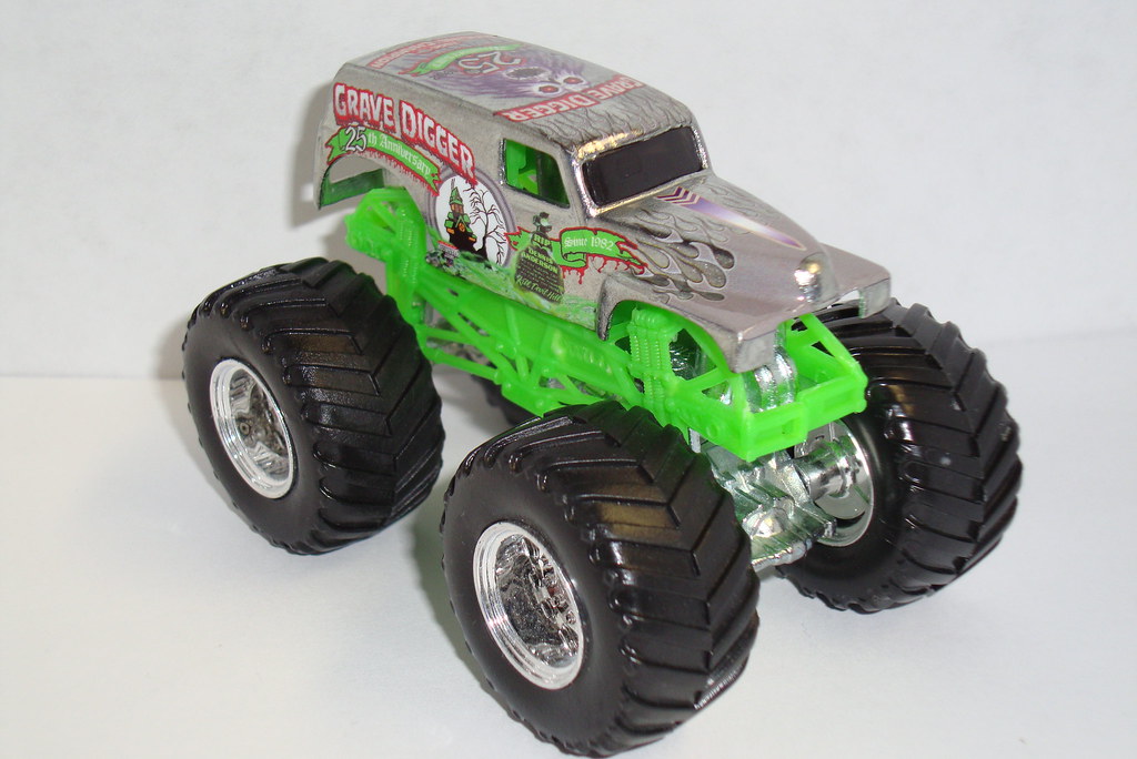 Grave Digger 25th Anniversary Chrome knowtv Flickr