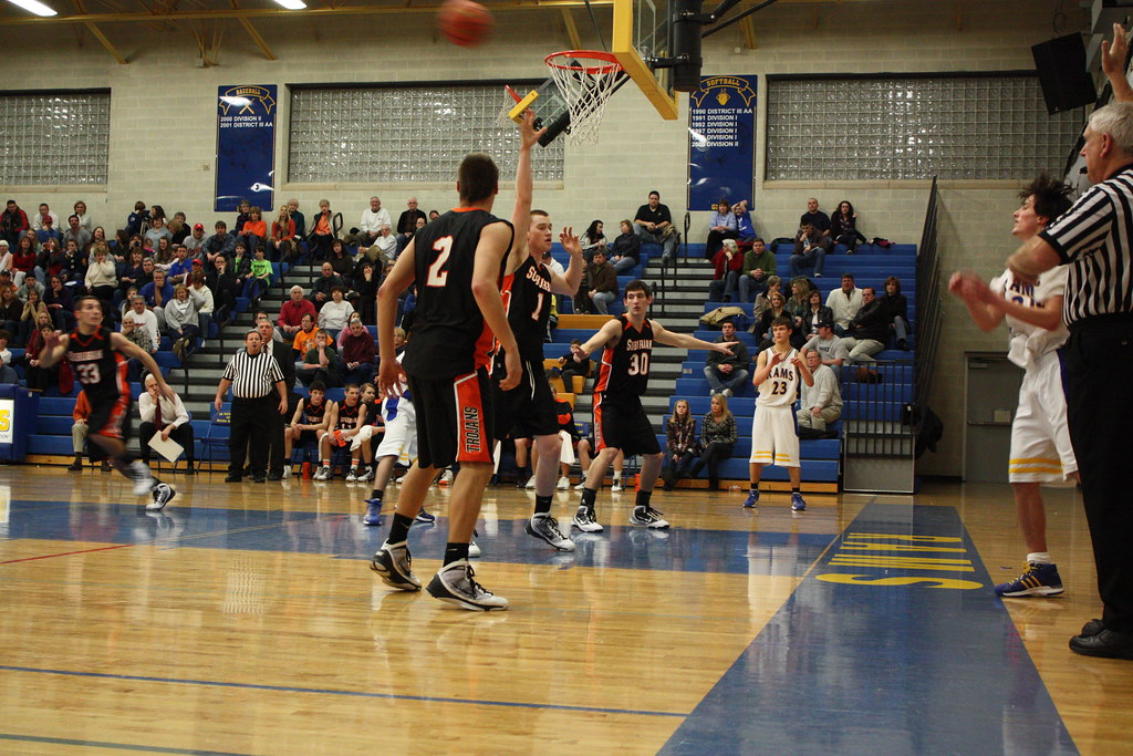 York Suburban Basketball York Suburban ( 61 ) at KennardD… Flickr