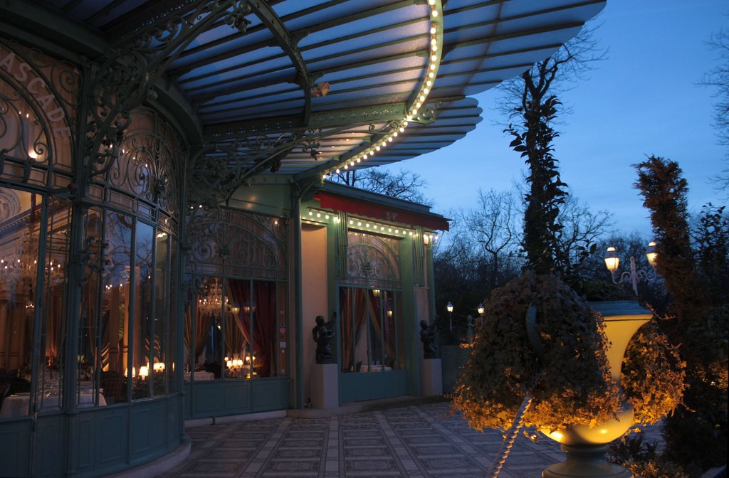 Bois de Boulogne, Restaurant La Grande Cascade This luxury… Flickr
