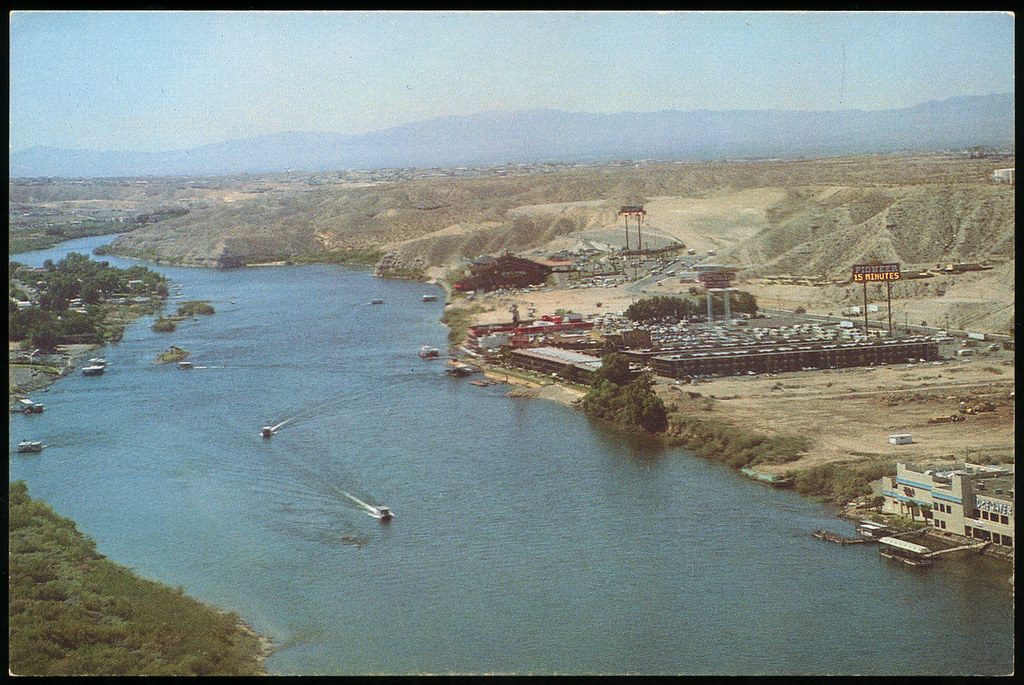 Laughlin, 1980's Laughlin, Nevada Roadsidepictures Flickr