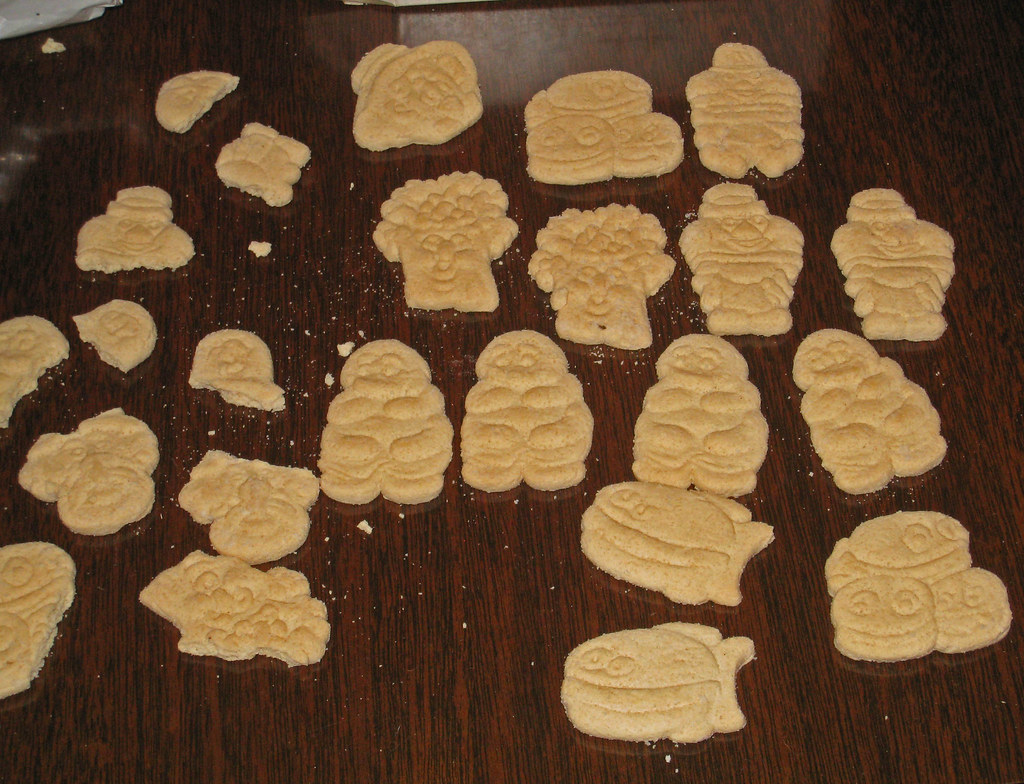 McDonald's 1972 McDonaldland Cookie box cracking Four… Flickr