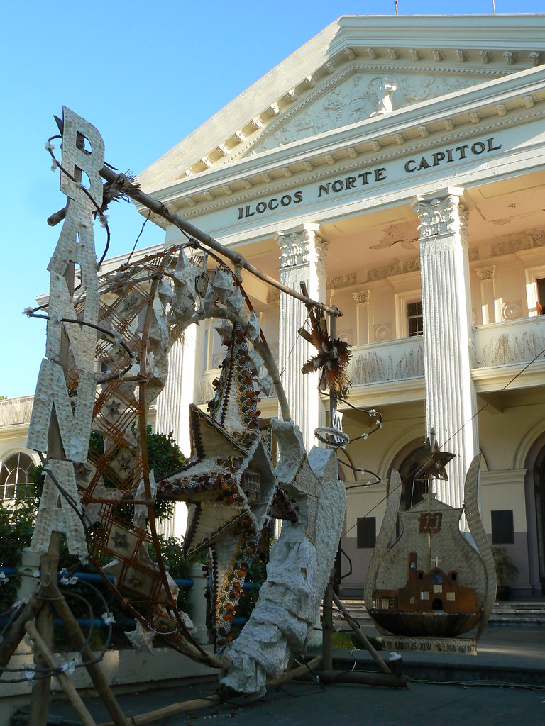 Ilocos Norte Parol Making Contest 2009 (31) Constantine Agustin Flickr