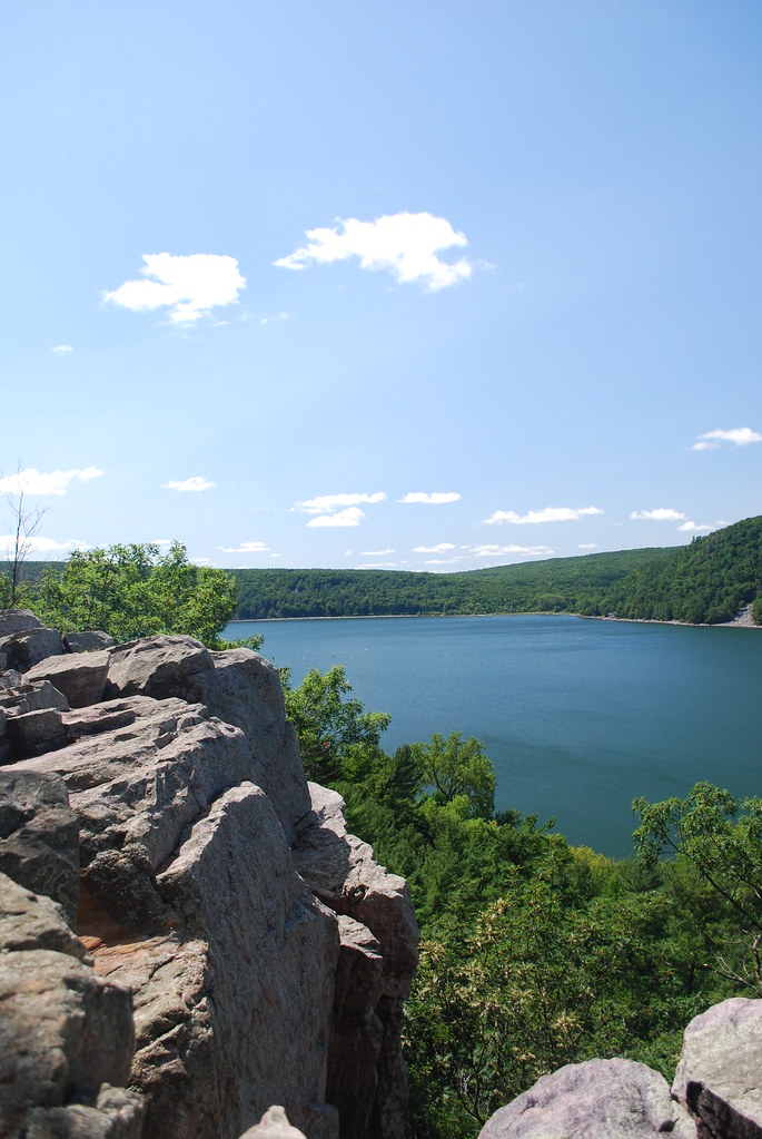 View from the East Bluff Devil's Lake East Bluff Wisconsin… Flickr