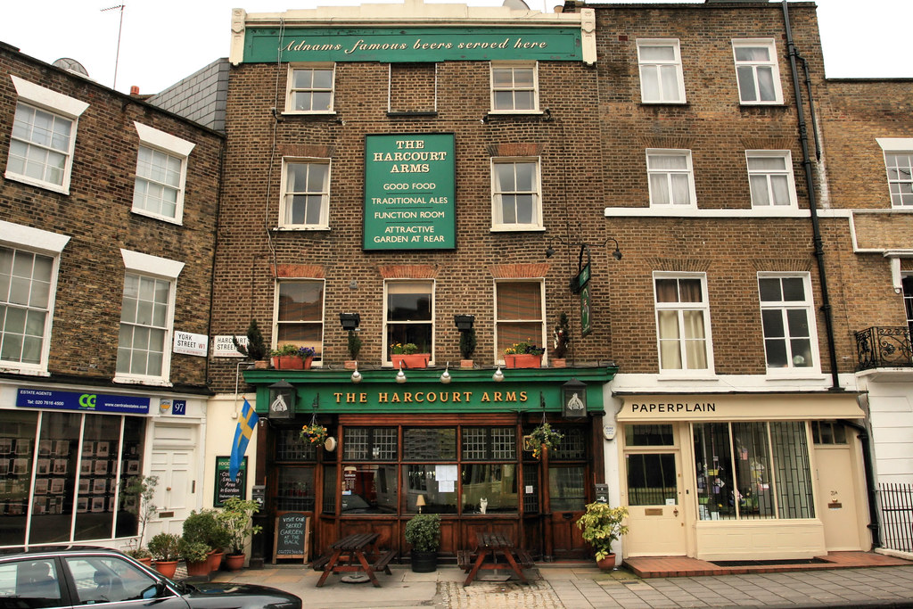 The Harcourt Arms Harcourt Street, W1. (Mick Baker)rooster Flickr