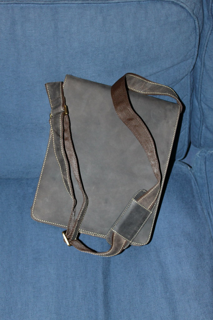 Ultimate iPad ManBag The awesomeness of my bag. It smells… Flickr