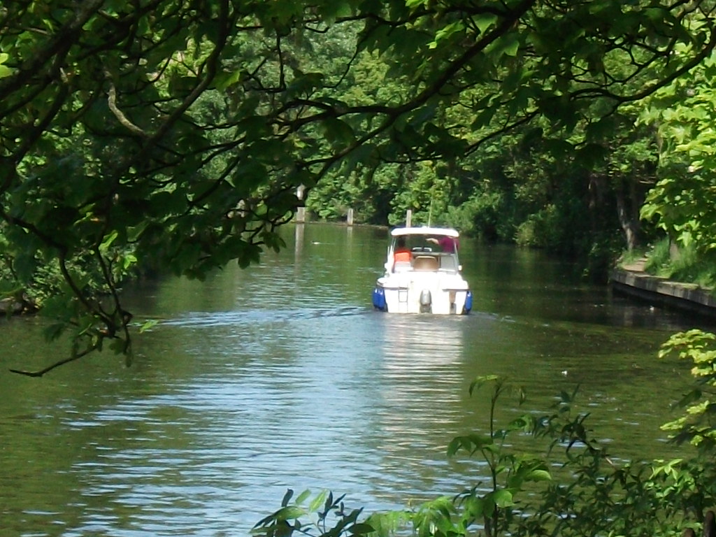 Windsor to Staines Thames Path Windsor to Staines Thames P… Flickr