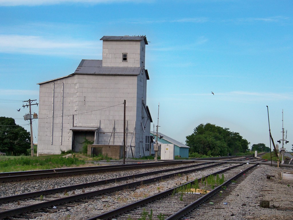 Sadorus Illinois A photoshoot of Sadorus Illinois. Raymond Cunningham Flickr