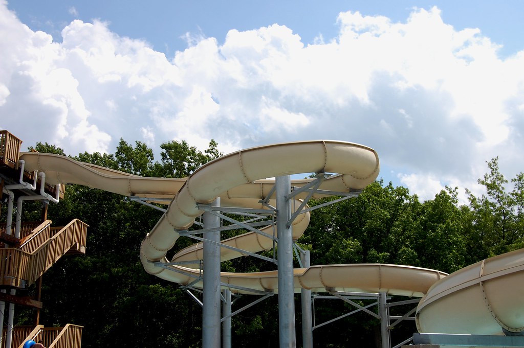 Big Bear Lake, WV Bear Foot Springs Richard Freeman Flickr