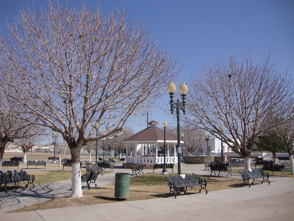 San Elizario Plaza (San Elizario, Texas) This neat little … Flickr