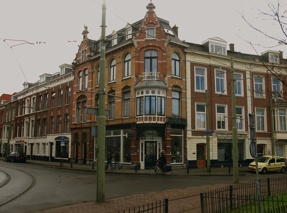 Den Haag Prins Hendrikplein / Zoutmanstraat Akbar Sim Flickr