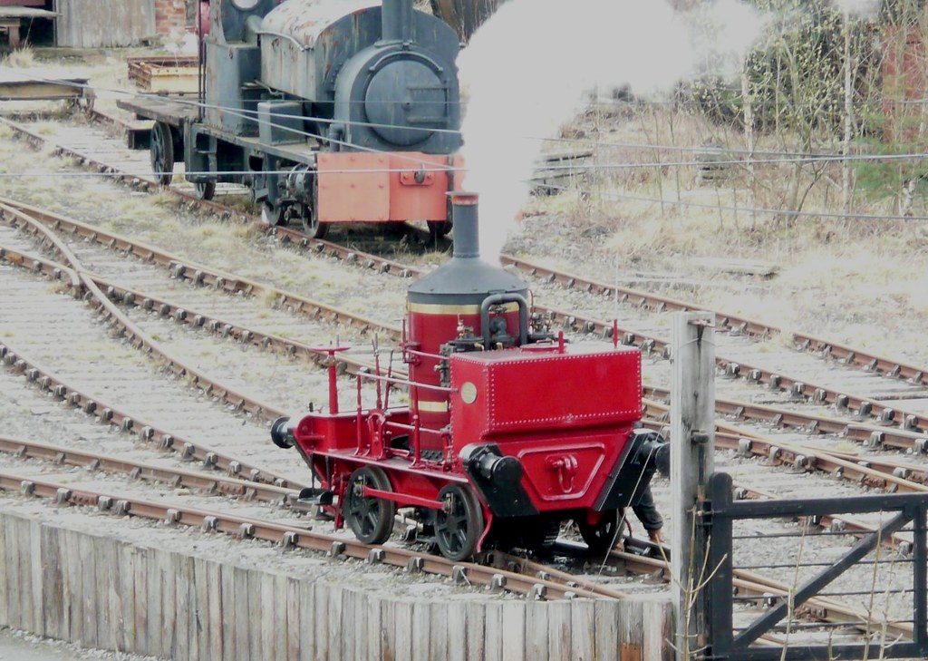 Steaming "Coffee Pot" Shunter Steaming through the collier… Flickr