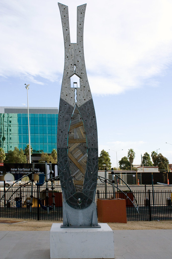 Aboriginal Sculpture, Docklands, Melbourne Australia Flickr