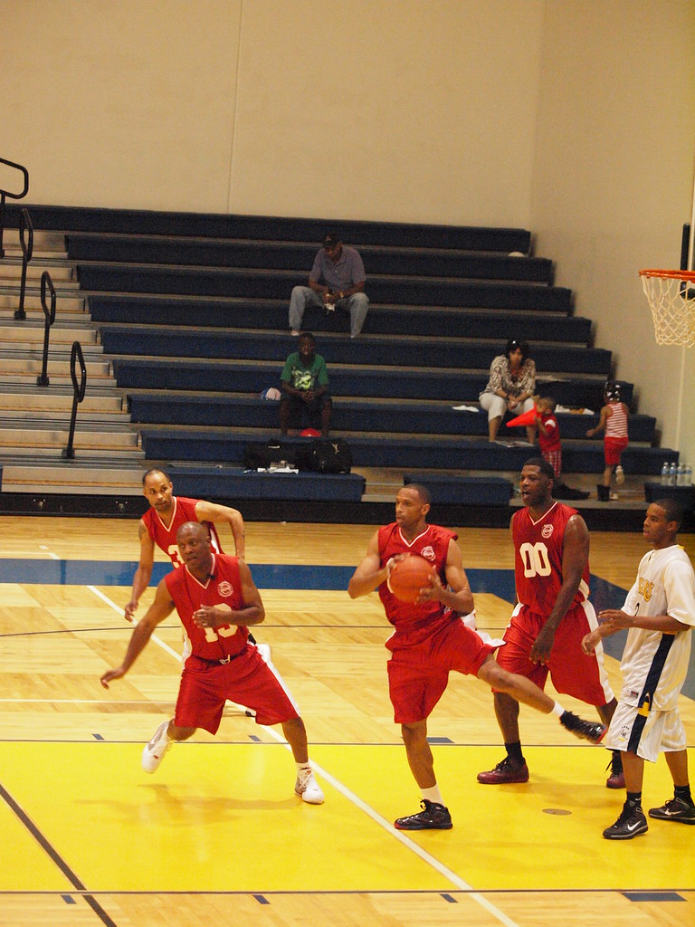 La Marque Texas THE HARLEM ALL STAR LEGENDS former members… Flickr